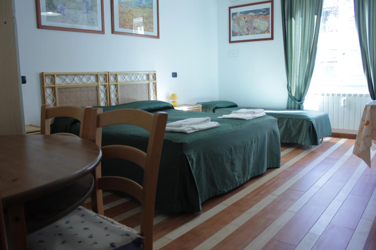אפרטהוטל Tourist House Roma מראה חיצוני תמונה
