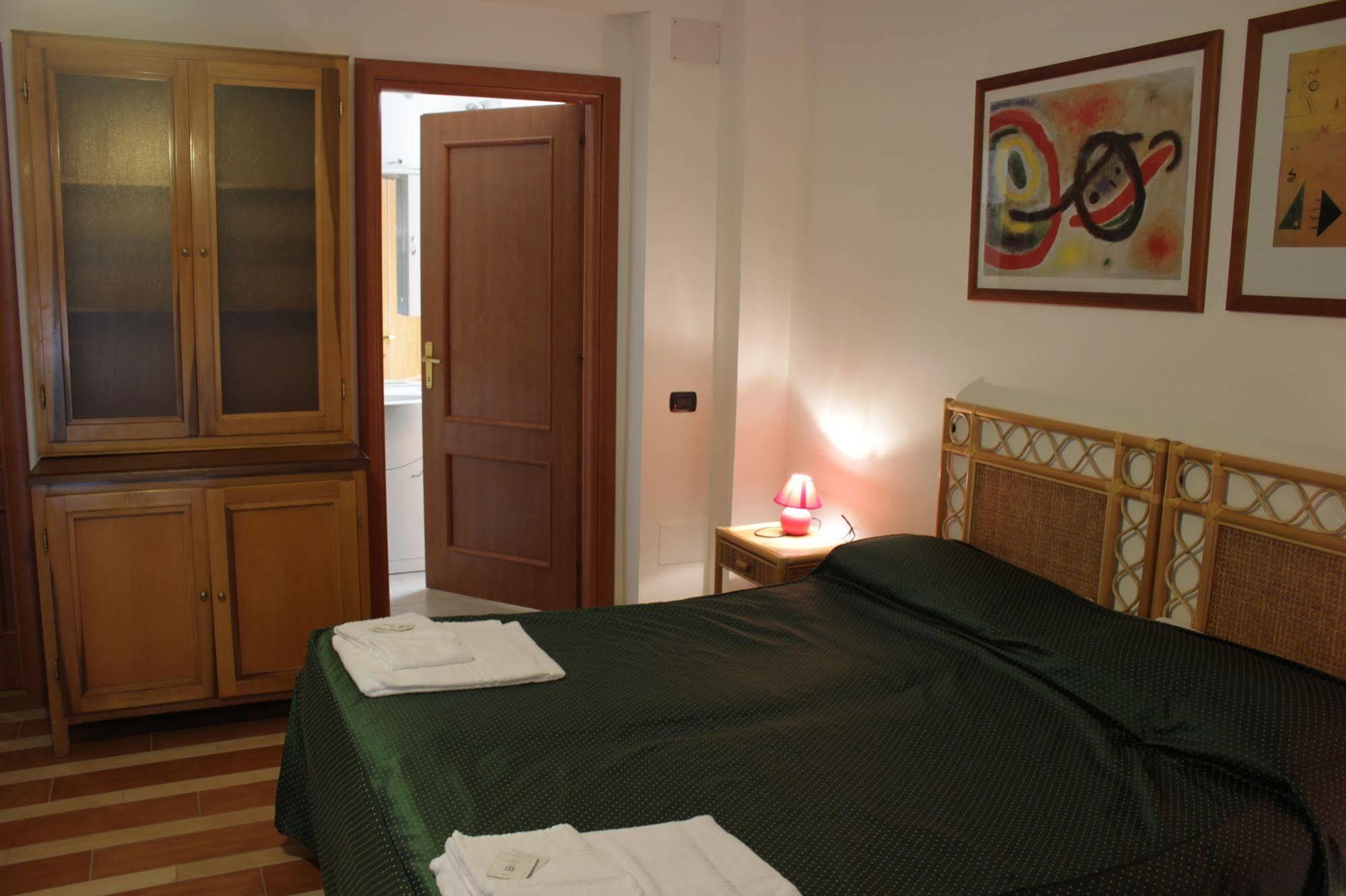 אפרטהוטל Tourist House Roma מראה חיצוני תמונה