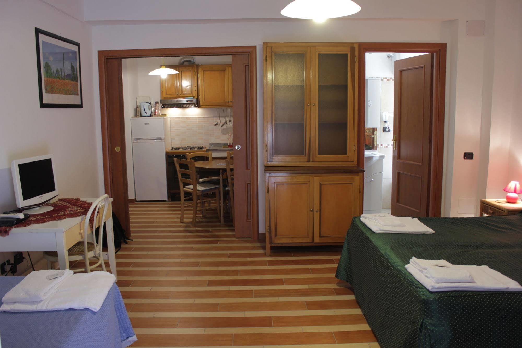 אפרטהוטל Tourist House Roma מראה חיצוני תמונה